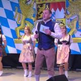 Präsident Christoph erklärt den Abend!