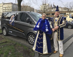 karneval-bottrop-2020-fuhrpark-1-stadtprinzenpaar