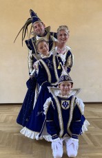 karneval-bottrop-2020-vorher-volksbank-stadtprinzenpaar